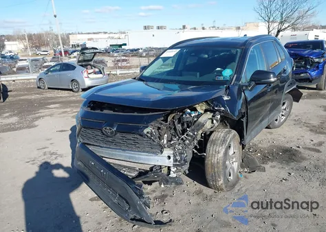 2022 Toyota Rav4 Xle z USA, uszkodzony, nr VIN 2T3P1RFVXNW272481